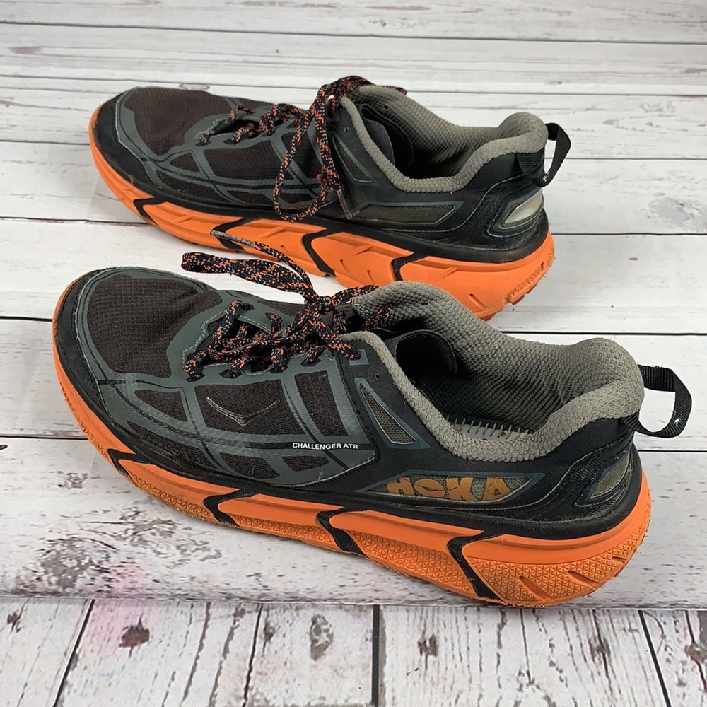 Hoka One One "CHALLENGER ATR" black & orange trail shoes size 10